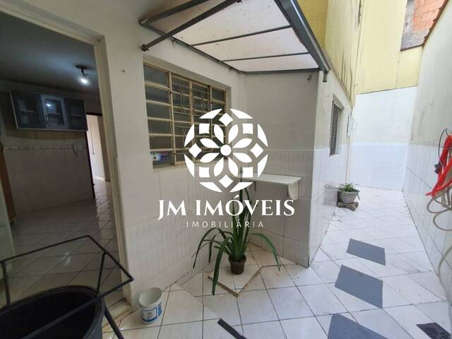 #220 - Apartamento para Venda em Pouso Alegre - MG