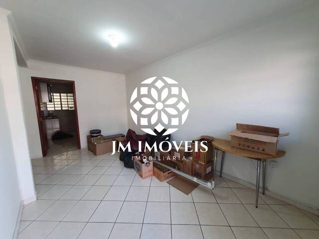 #220 - Apartamento para Venda em Pouso Alegre - MG