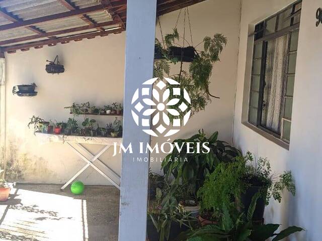 #428 - Casa para Venda em Pouso Alegre - MG