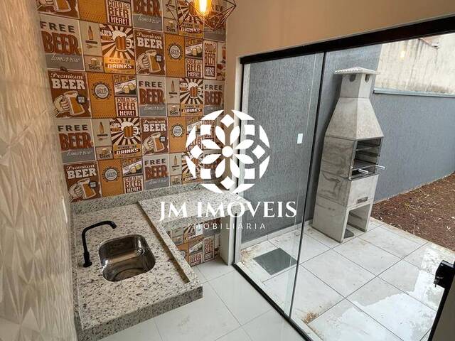 #211 - Casa para Venda em Pouso Alegre - MG