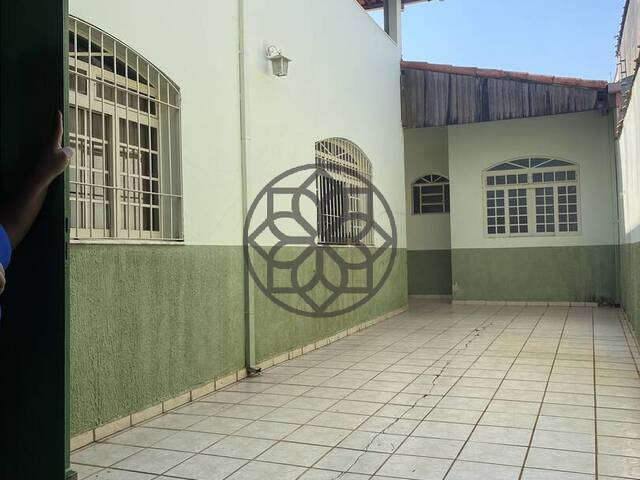 Casa para Venda em Pouso Alegre - 4
