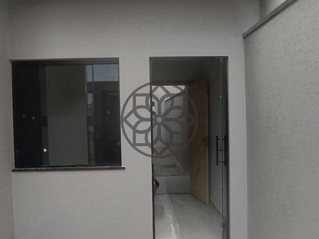 #1051 - Casa para Venda em Pouso Alegre - MG