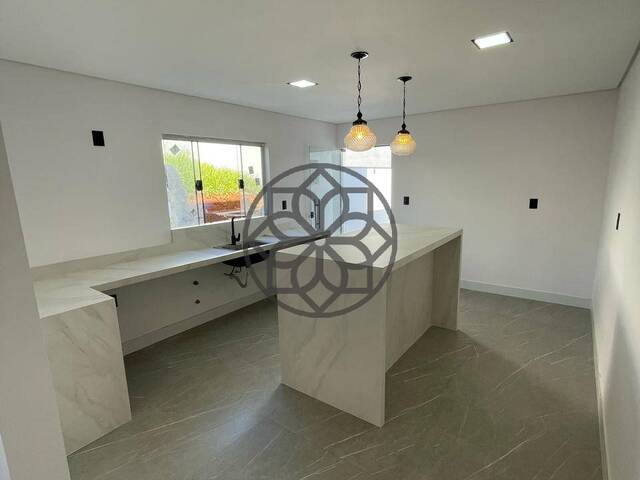 #1053 - Casa para Venda em Pouso Alegre - MG