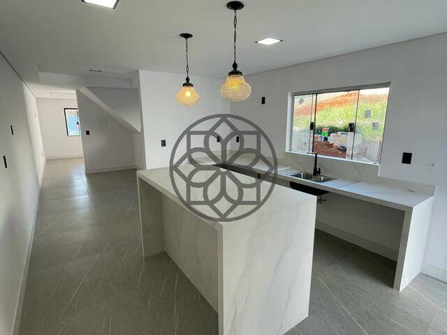#1053 - Casa para Venda em Pouso Alegre - MG