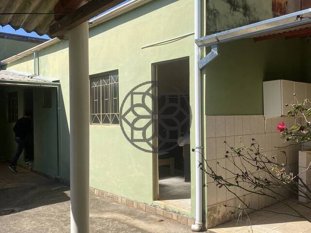 #1064 - Casa para Venda em Pouso Alegre - MG
