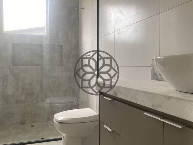 #1055 - Casa para Venda em Pouso Alegre - MG