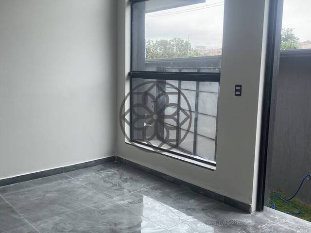 #1055 - Casa para Venda em Pouso Alegre - MG